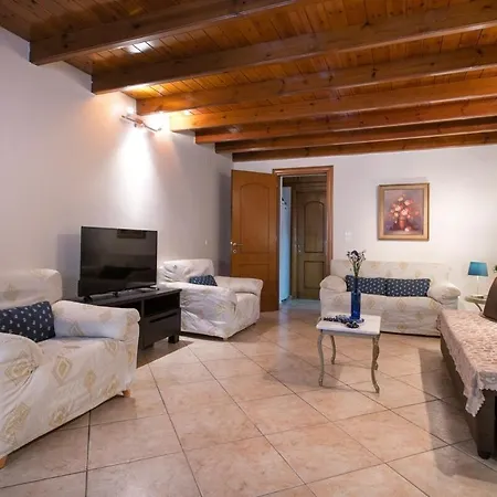 Aris Cosy Casa